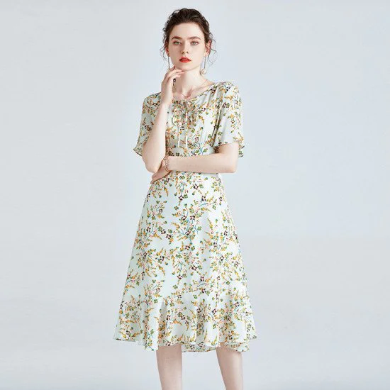 Short Sleeve Women Mulberry Silk Dress Elegant Waist Thin Ruffle Skirt