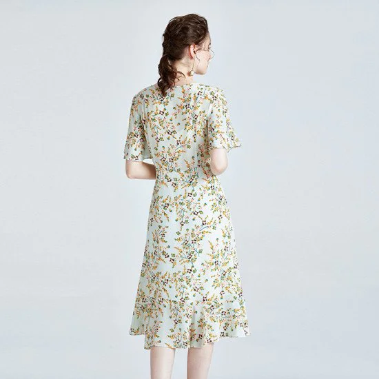 Short Sleeve Women Mulberry Silk Dress Elegant Waist Thin Ruffle Skirt